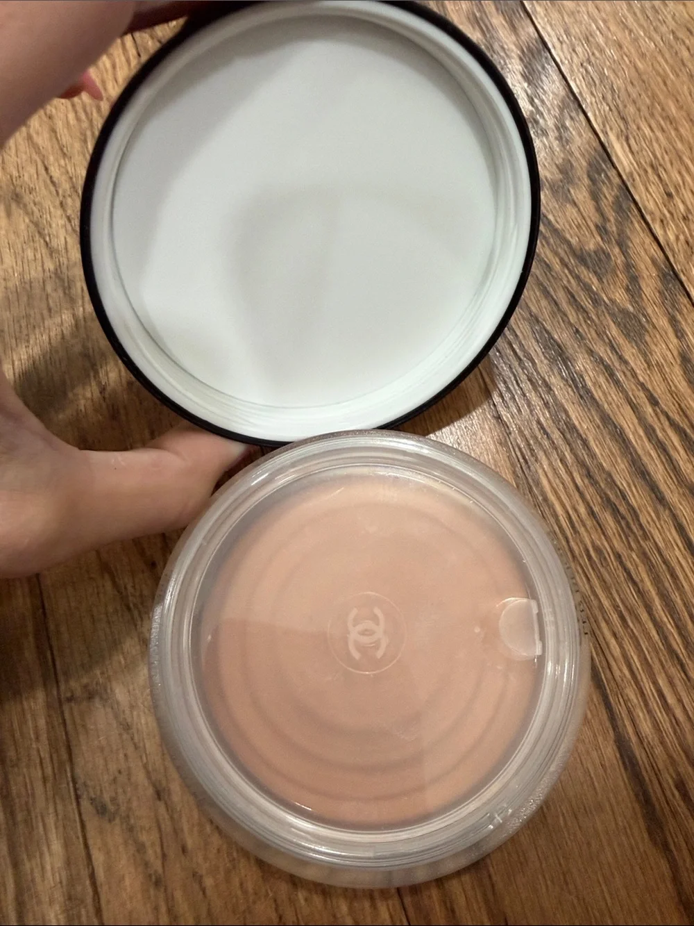 CHANEL Black Compact Bronzer & Contour